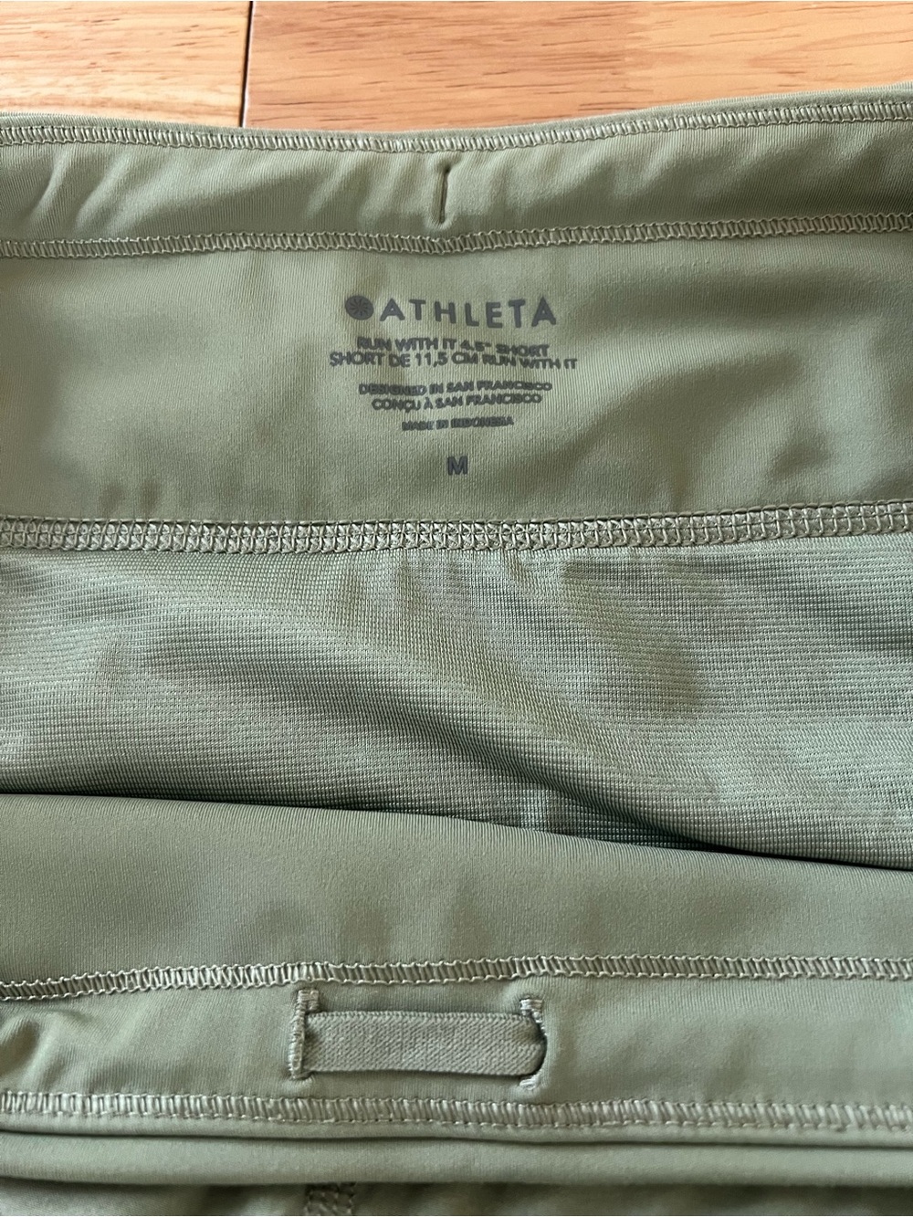 Athleta Run With It 4.5” Shorts Medium Sage Green - Picture 6 of 7